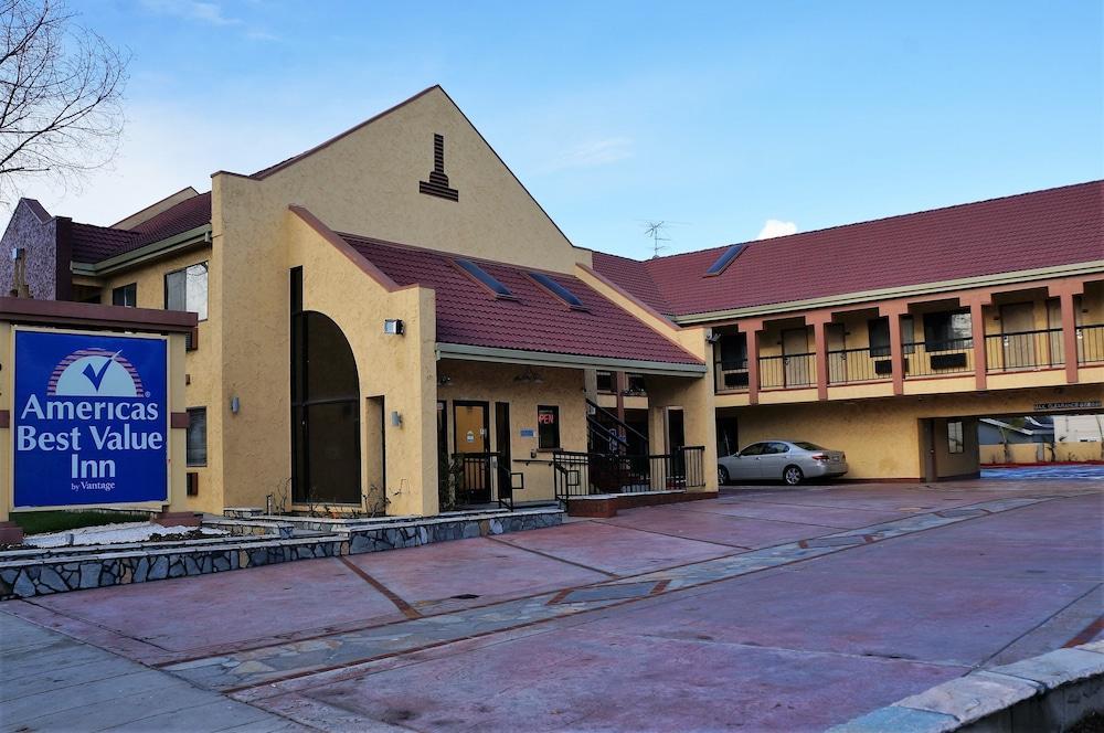 Americas Best Value Inn - Mountain View Exterior foto